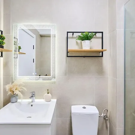 Ademar Luxury Apartment- Spa&pool Apartment Mamaia